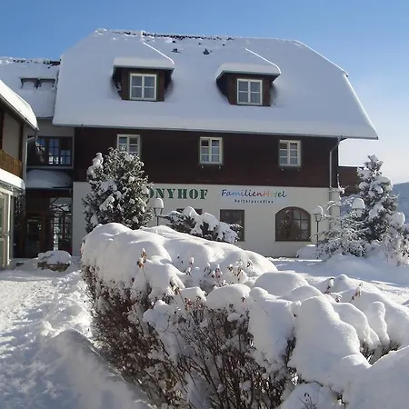 Отель Und Reiterparadies Ponyhof 3*